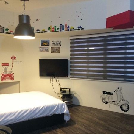 Апартаменти Traveler Station R15 Гаосюн Екстер'єр фото