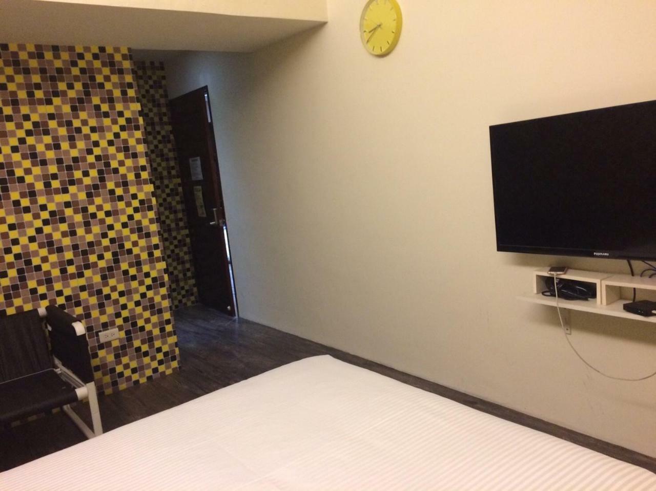 Апартаменти Traveler Station R15 Гаосюн Екстер'єр фото