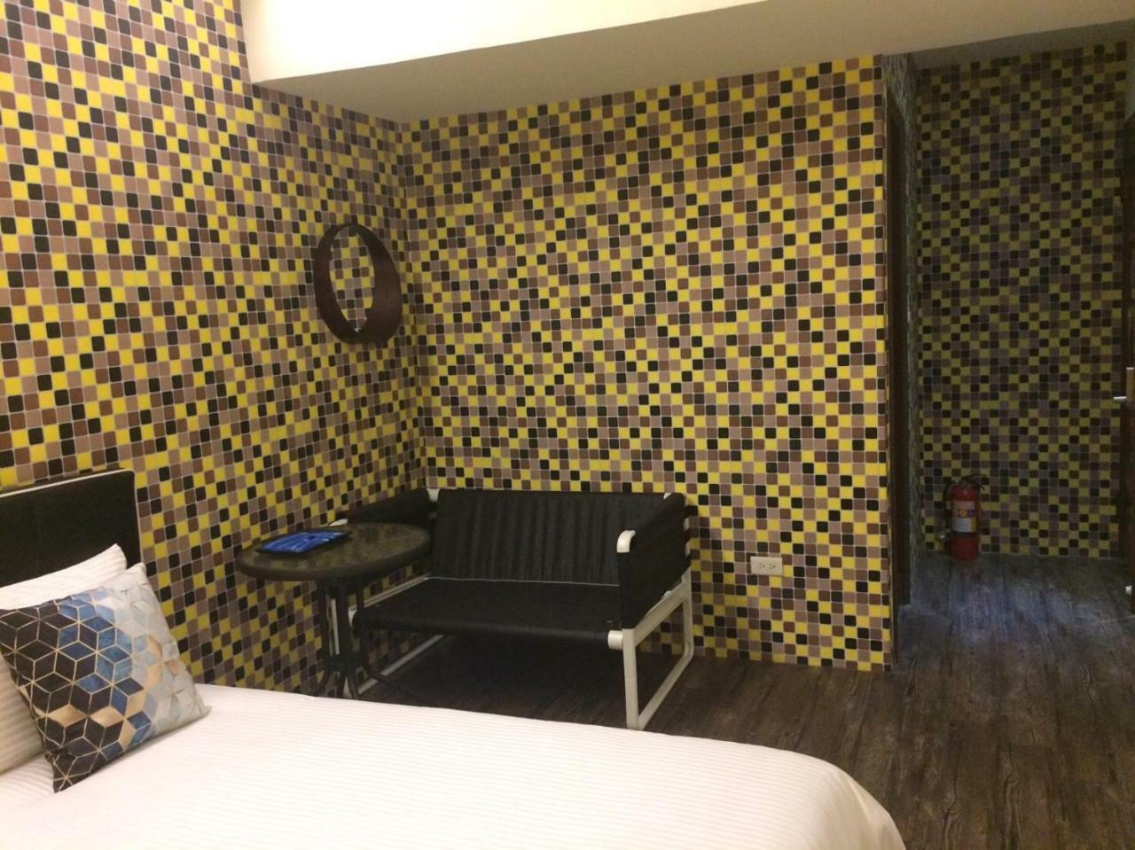 Апартаменти Traveler Station R15 Гаосюн Екстер'єр фото